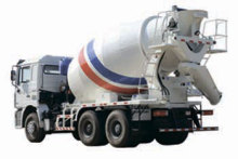 中联重科ZLJ5257GJB1搅拌运输车 高效混凝土运输解决方案