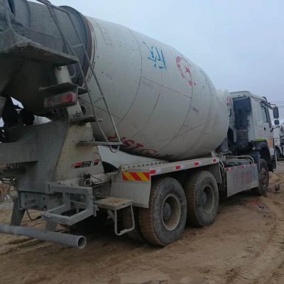 二手15台豪沃0公里混凝土搅拌车，优质商砼罐车全解析