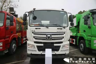 AMT版汉风G9亮相 国六占据半壁江山，徐工年会展车亮点解析